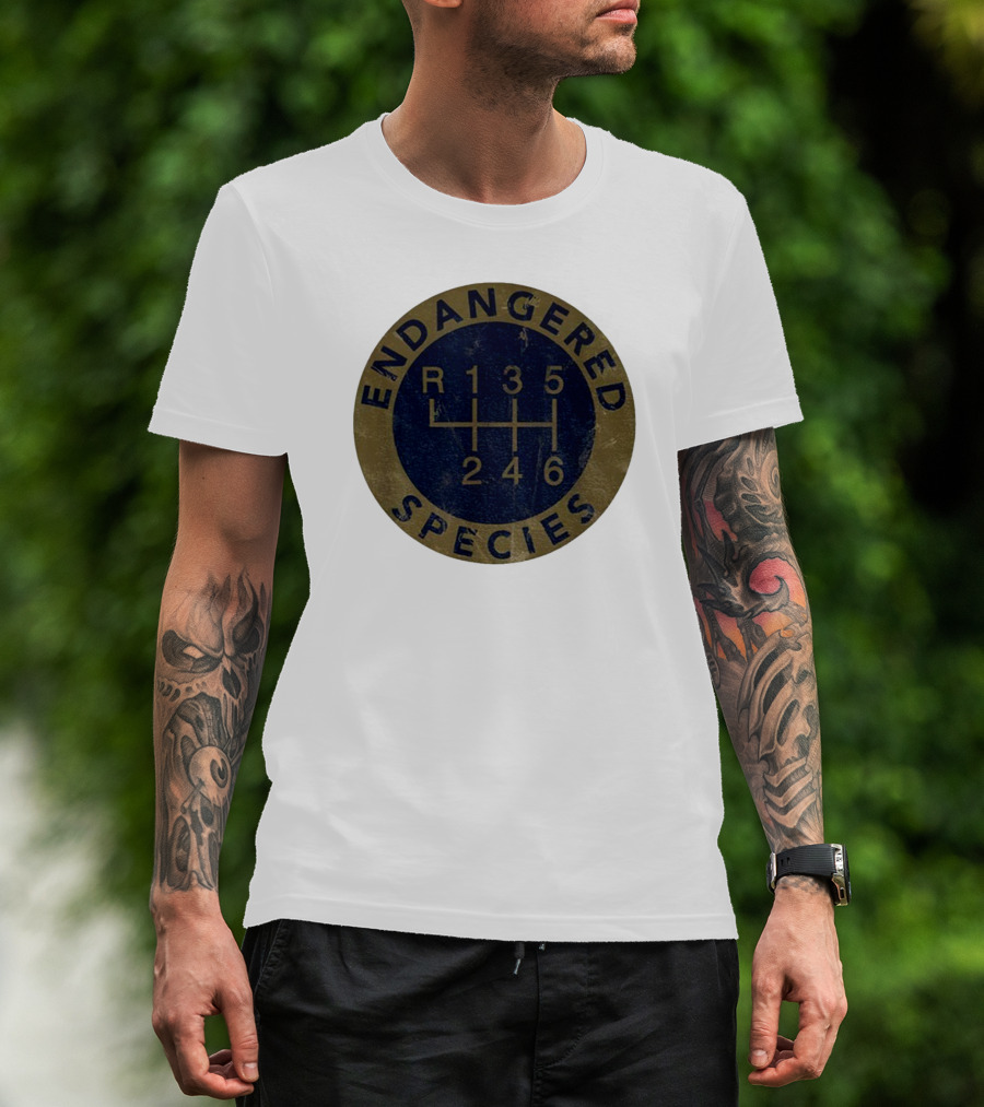 Endangered Species R 135246 Vintage Gear Shift Emblem T-Shirt