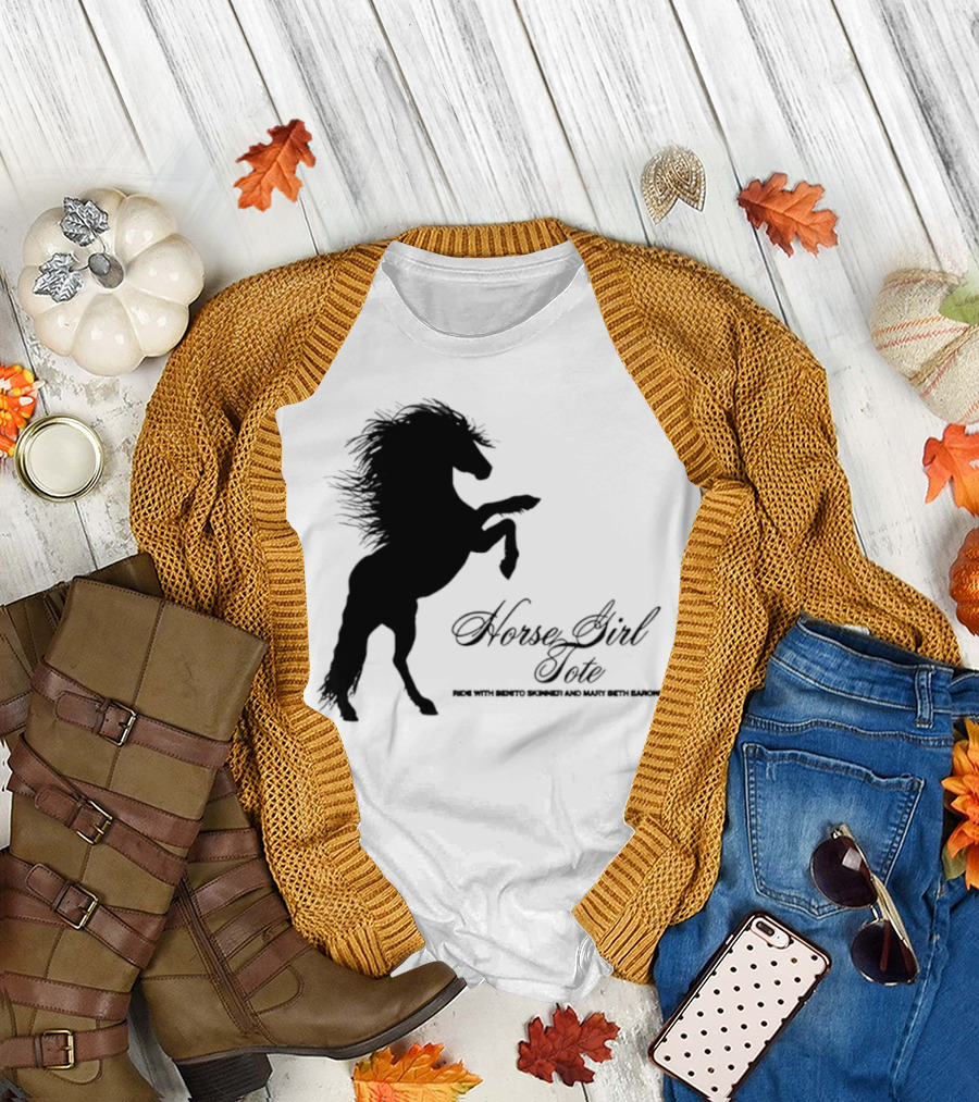 Ride Horse Cowgirl Country Girls Love Cowboys T-Shirt