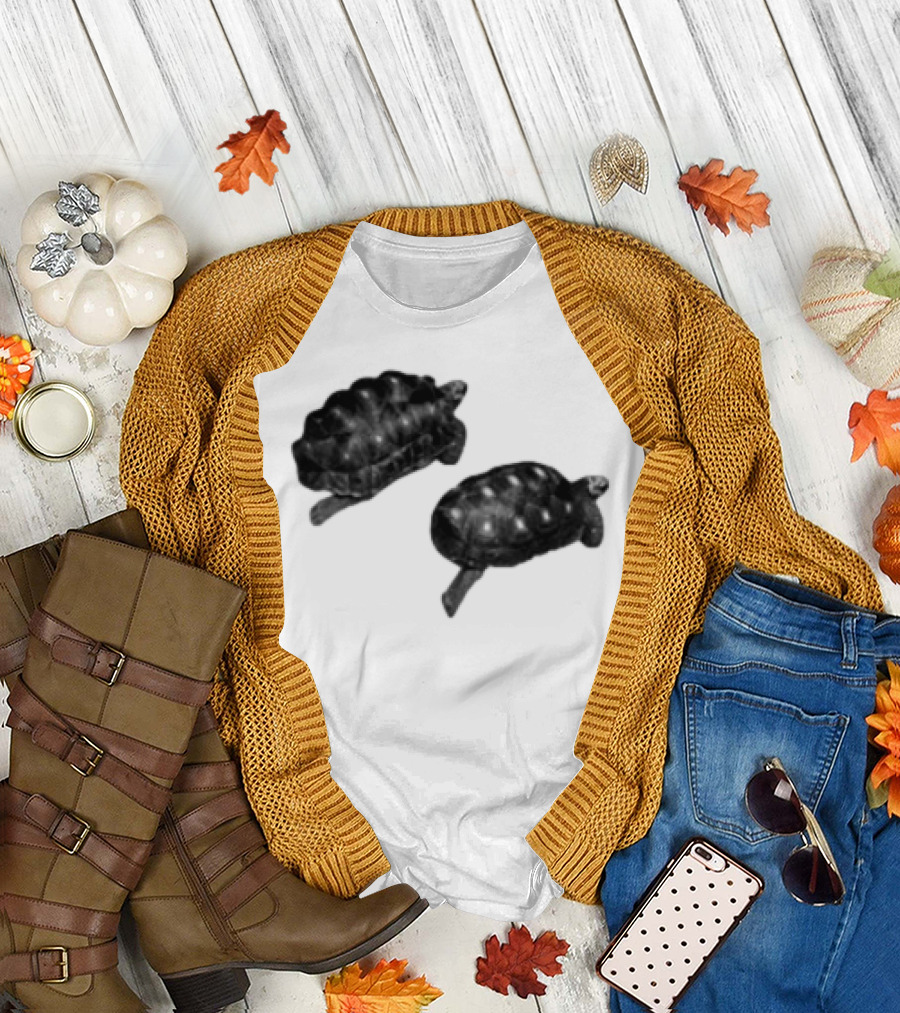 Sam Smith Tortoise Twins T-Shirt