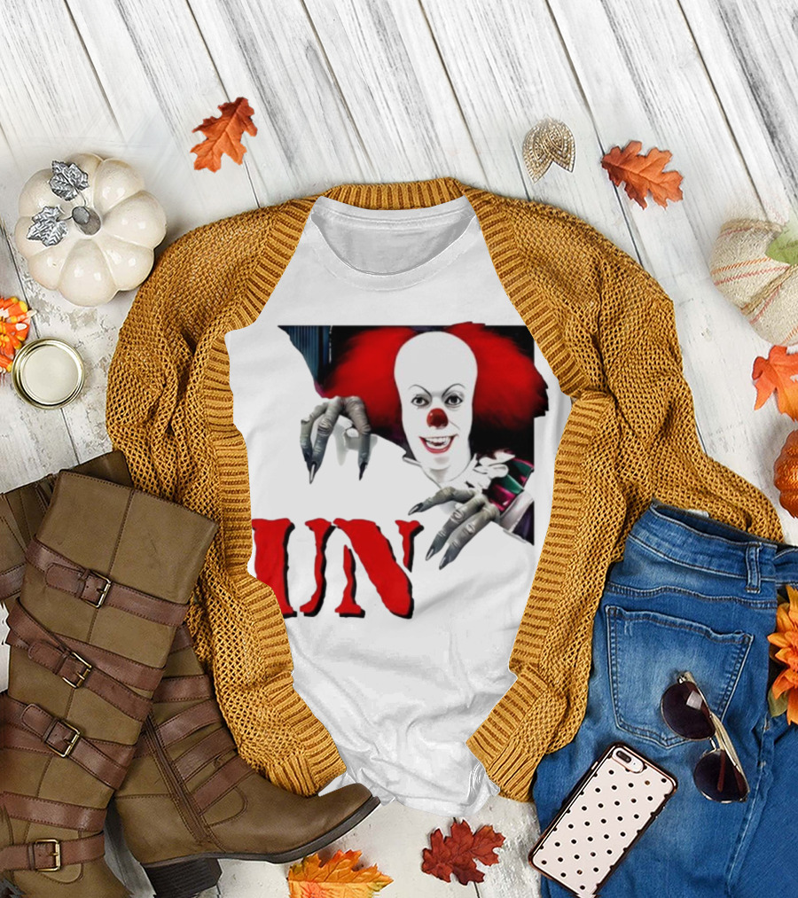 Pennywise the Dancing Clown Horror Movie Character UN T-Shirt