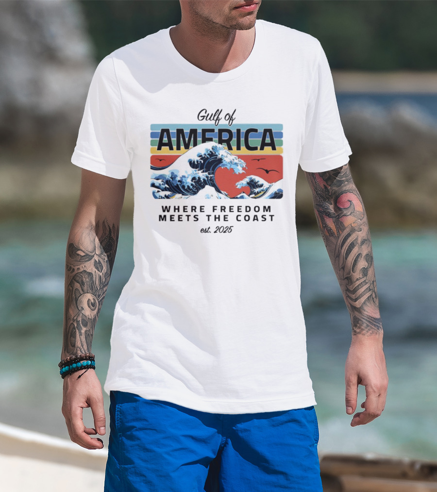 Gulf Of America Where Freedom Meets The Coast Est. 2025 Waves And Sunset Scene T-Shirt
