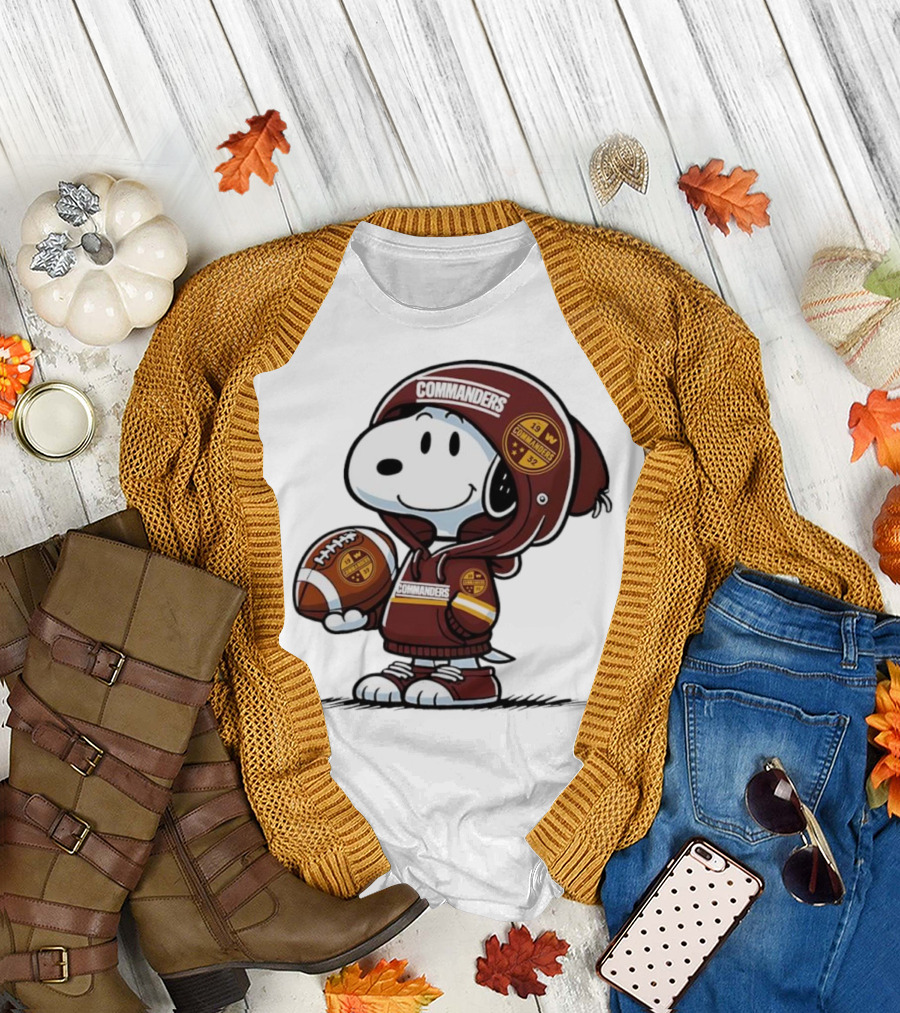 Snoopy in Commanders with Football Washington 1932 W T-Shirt