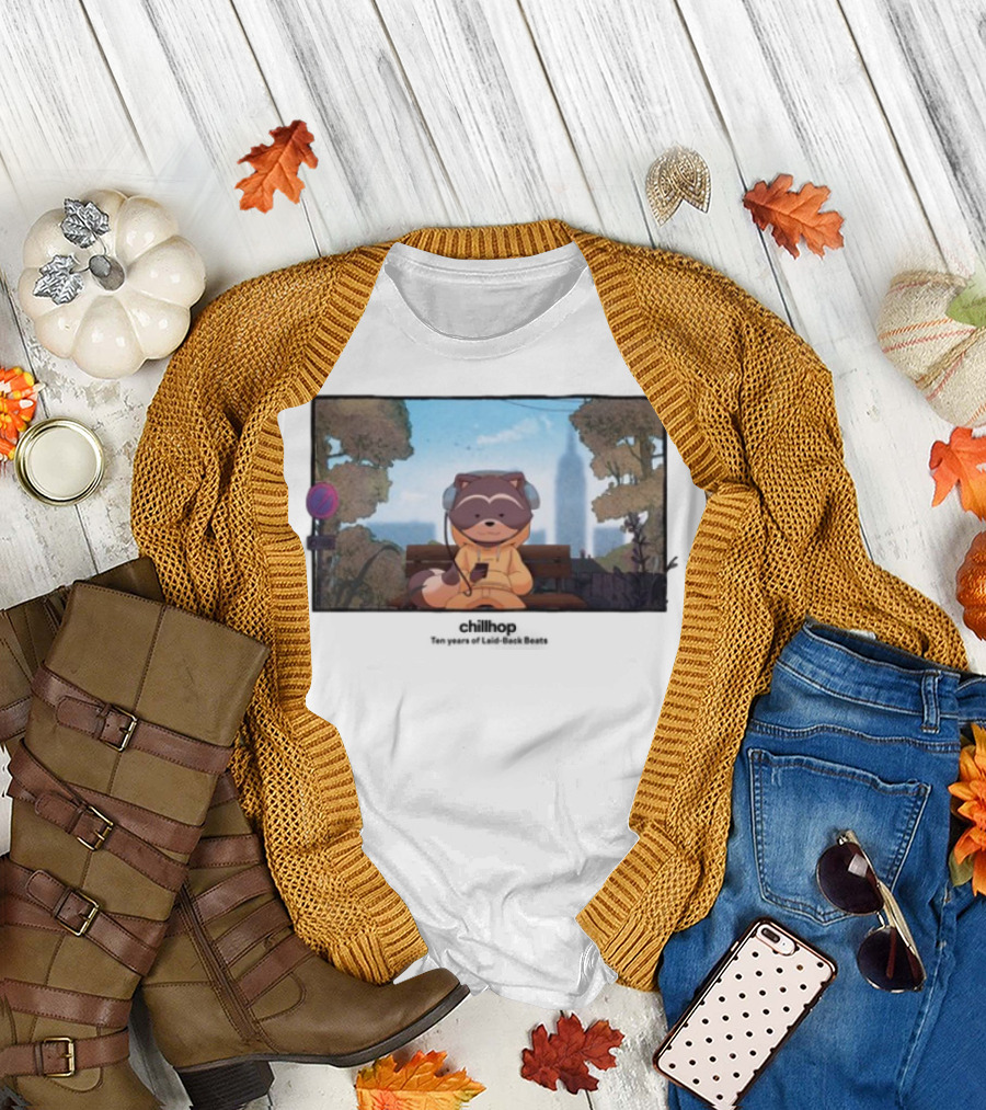 10 Years Of Chillhop Raccoon Listening to Music in Park T-Shirt