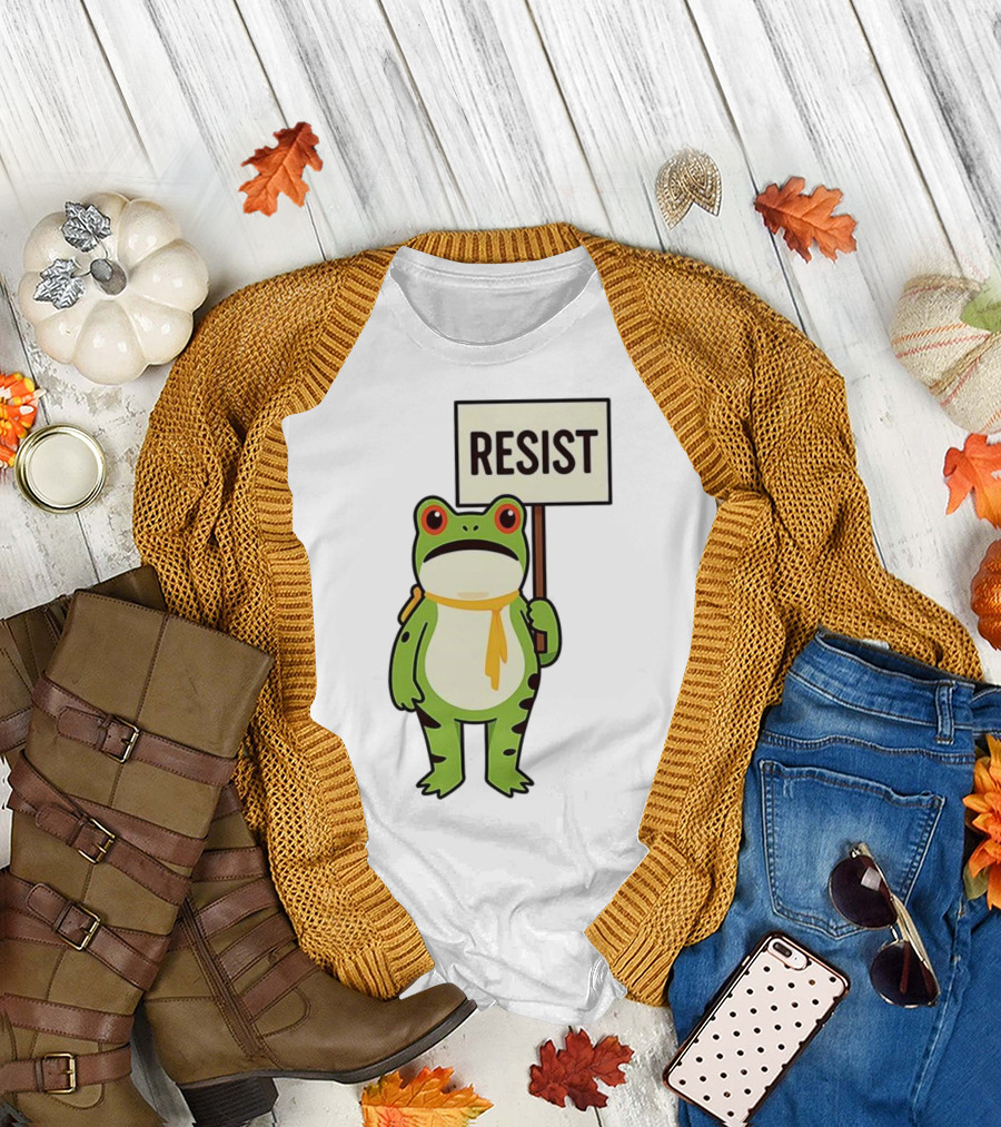 Resist Portland Frog Protest Anti ICE Sign T-Shirt