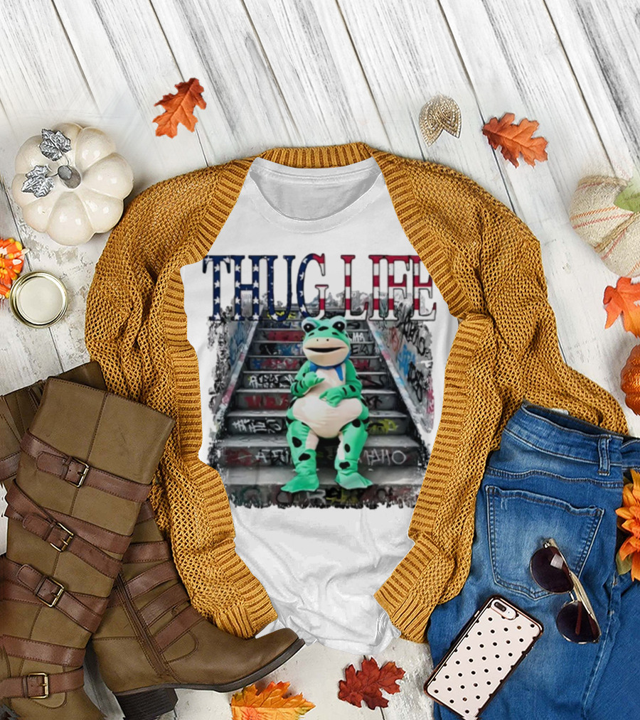 THUG LIFE Frog Costume Graffiti Steps T-Shirt