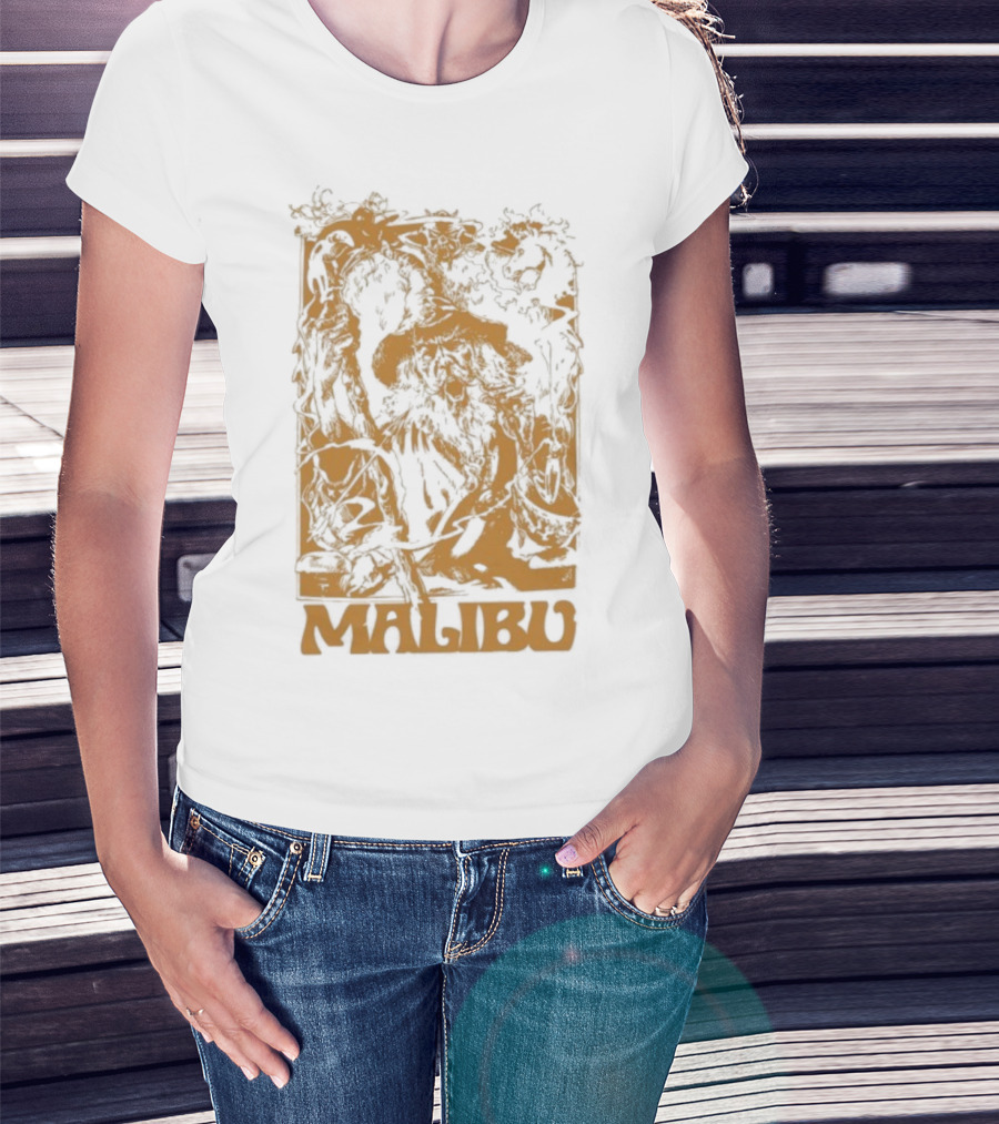 Malibu Wizard Mystical Floral Art Vintage Style T-Shirt