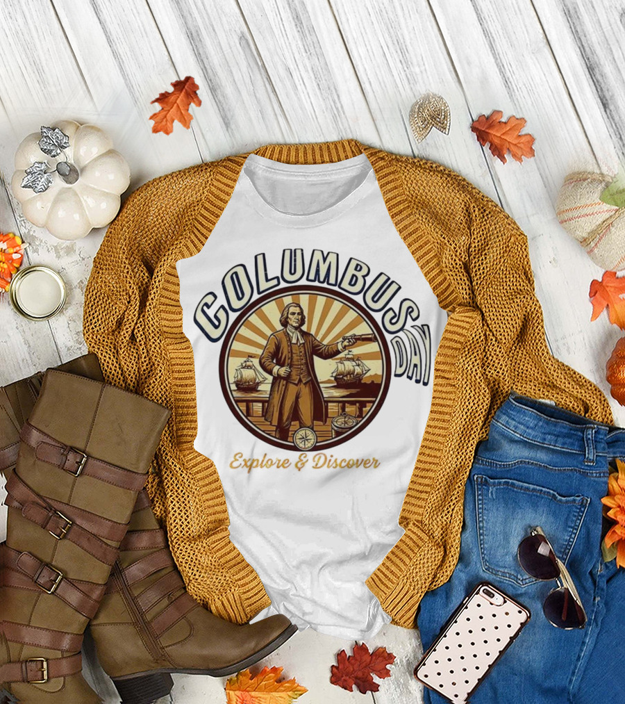 Columbus Day Explore and Discover Retro Vintage Style T-Shirt