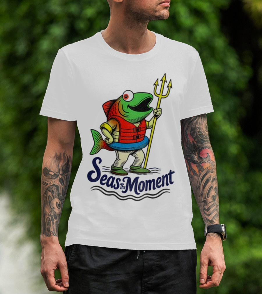 Seas The Moment Humpy Salmon Holding Trident Seattle Mariners MLB Baseball Fan Apparel T-Shirt