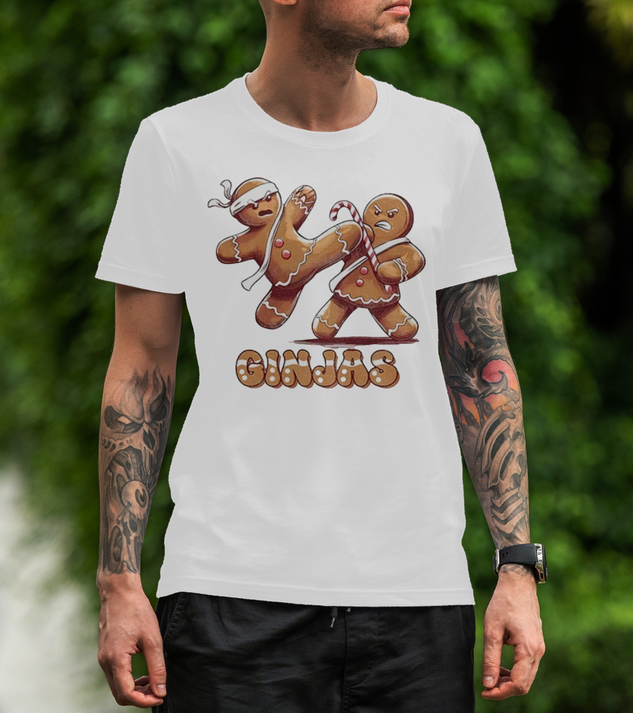 Gingerbread Man Karate Ginjas Merry Christmas Candy Cane Fight T-Shirt