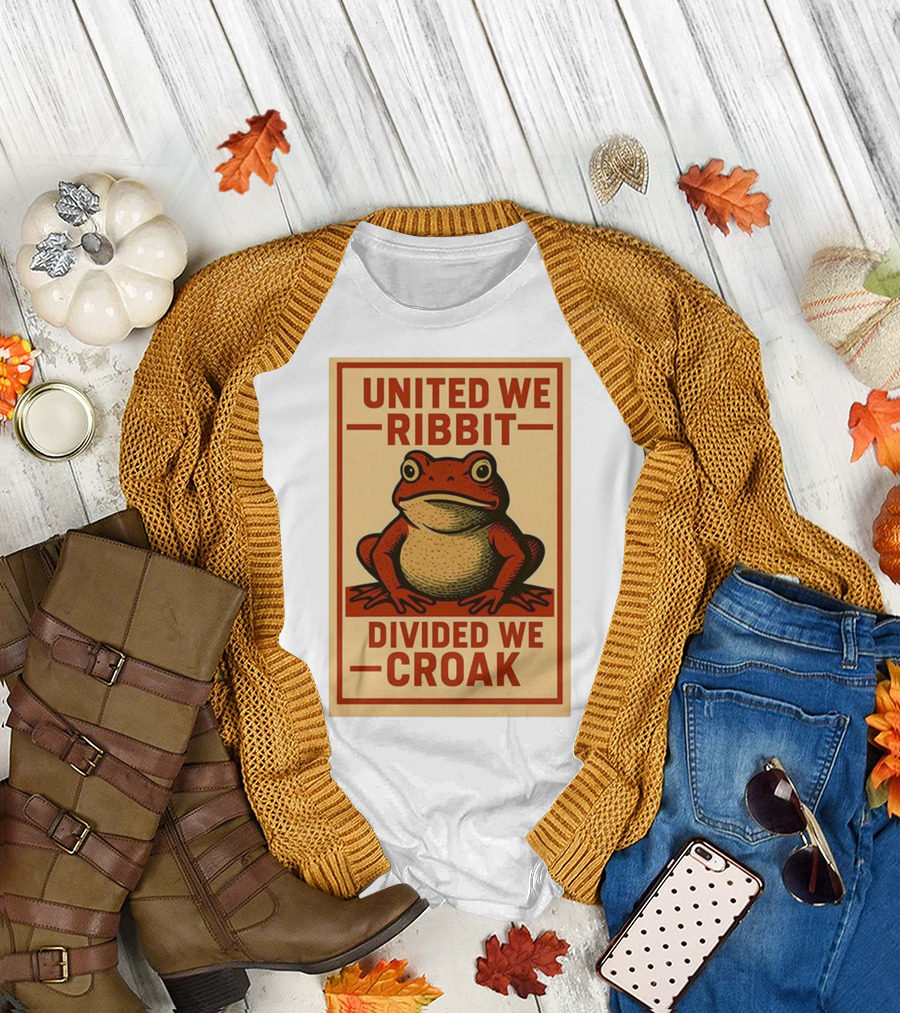 United We Ribbit Divided We Croak Frog Speaking Teamwork Message T-Shirt