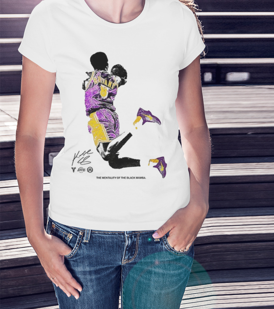Los Angeles Lakers Kobe Bryant Black Mamba Mentality Purple Gold Signature 8 T-Shirt
