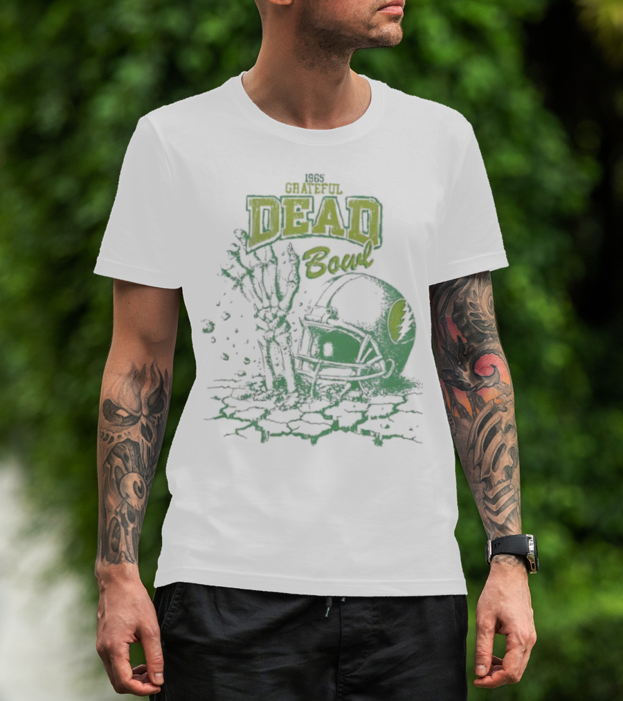 1965 Grateful Dead Boul Helmet Skeleton Hand T-Shirt