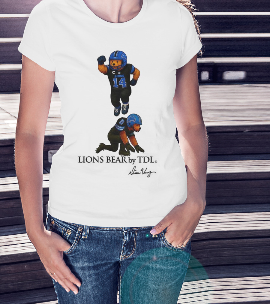 Amon-Ra St. Brown 14 Jahmyr Gibbs 0 Detroit Lions Bear Celebrating Football T-Shirt