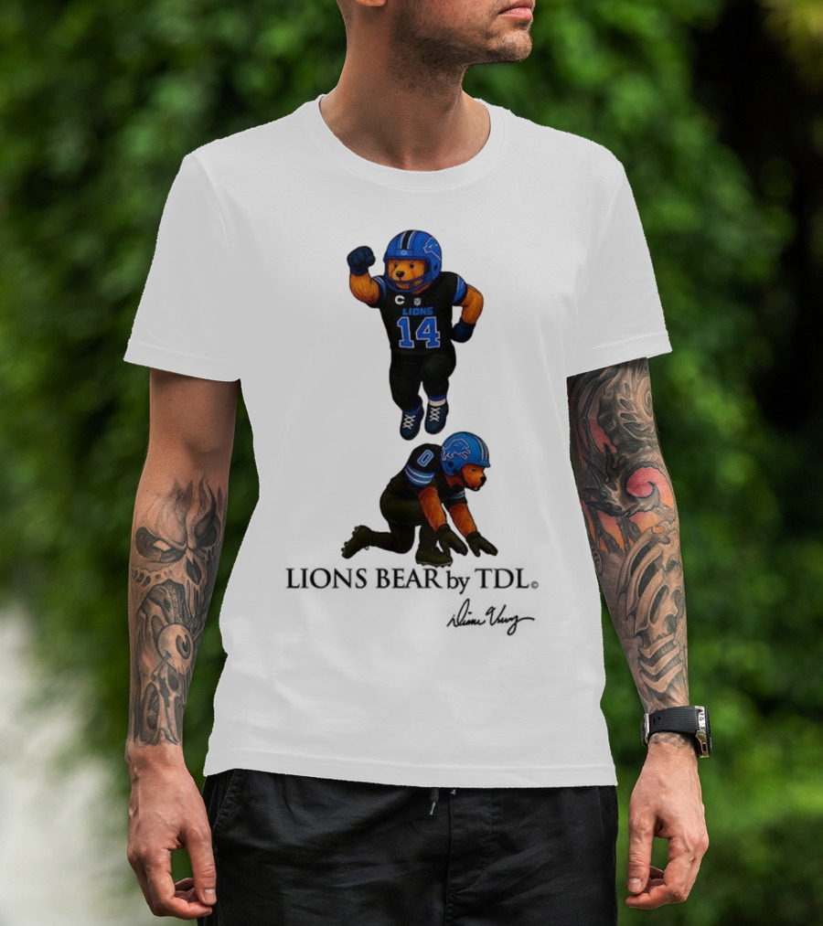 Amon-Ra St. Brown 14 Jahmyr Gibbs 0 Detroit Lions Bear Celebrating Football T-Shirt