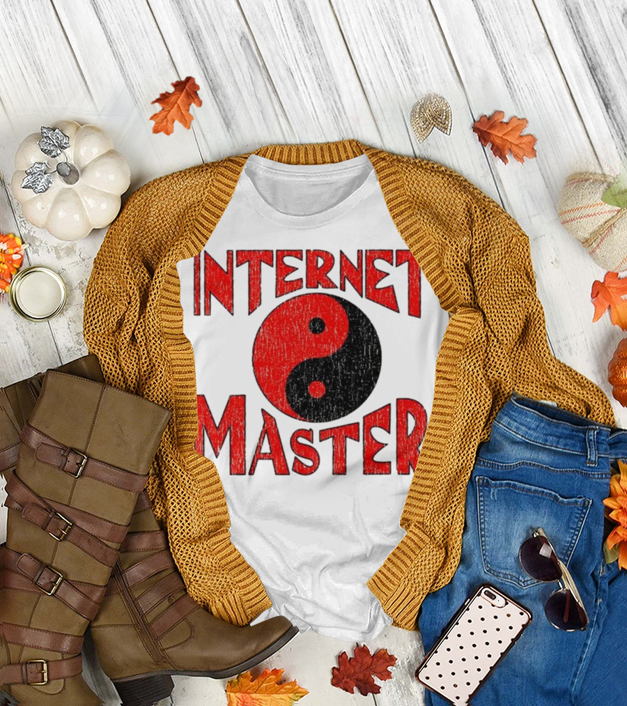 Internet Master Yin Yang Symbol Retro Design T-Shirt