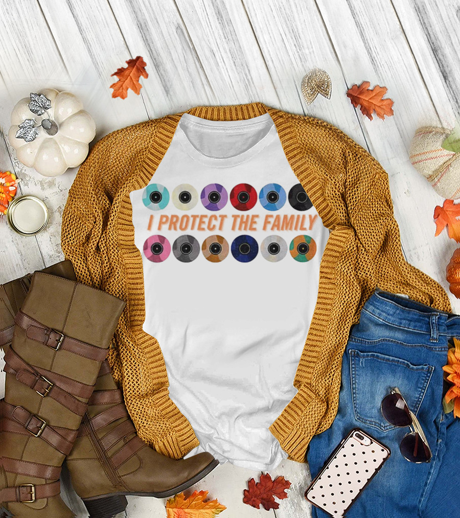 I Protect the Family Vintage Music Tapes Retro Colors T-Shirt