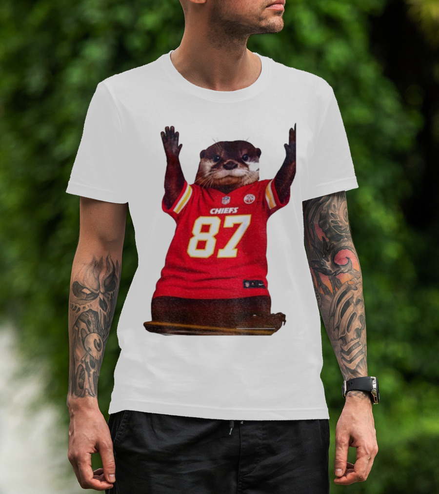 Travis Kelce 87 Kansas City Chiefs Sea Otter NFL Fan Jersey T-Shirt