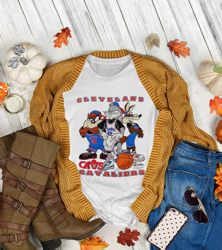 Cleveland Cavaliers NBA Cavs Looney Tunes Characters Bugs Bunny Taz Wile E. Coyote T-Shirt