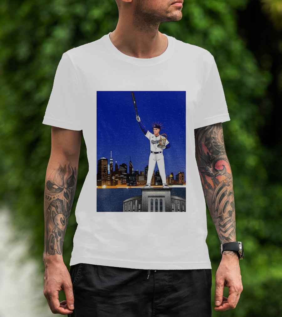 Freddie Freeman Dodgers Statue Of Liberty New York Skyline 2024 MVP T-Shirt
