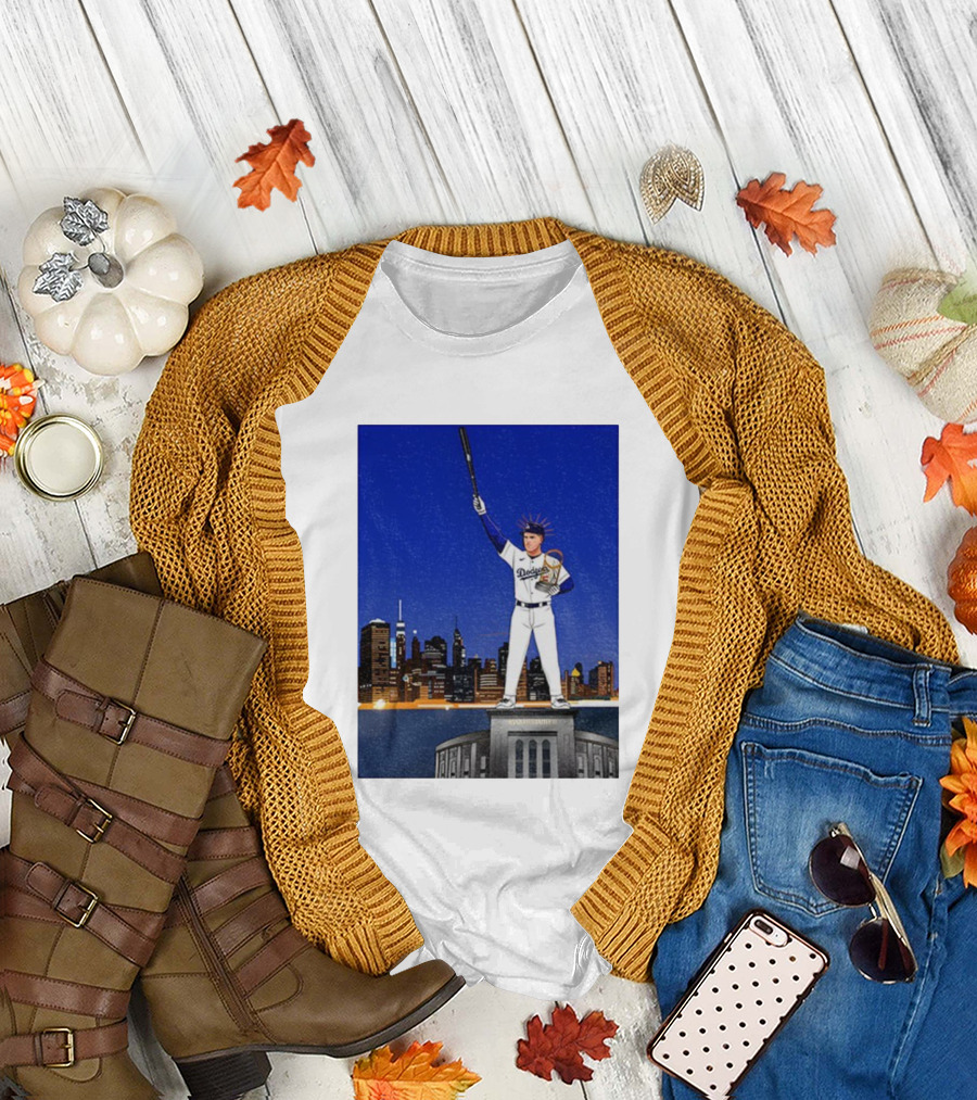 Freddie Freeman Dodgers Statue Of Liberty New York Skyline 2024 MVP T-Shirt