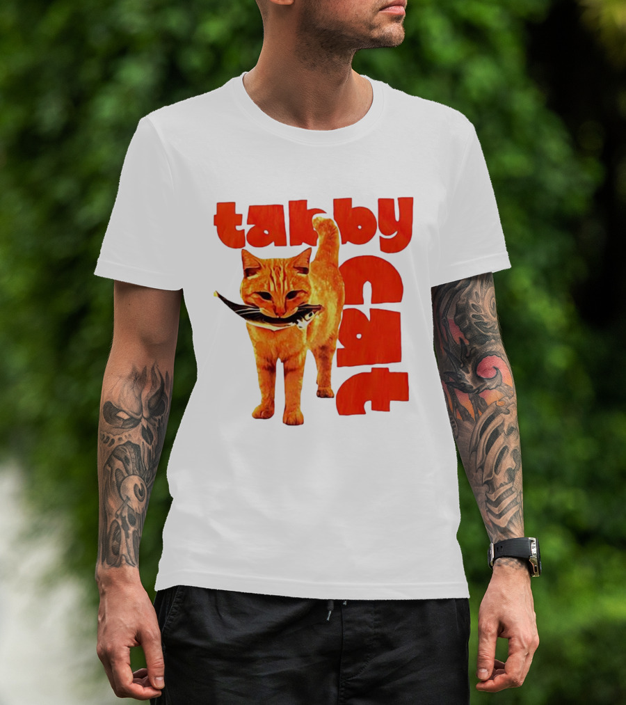 Tabby Cat Holding Fish Meme Retro Font T-Shirt