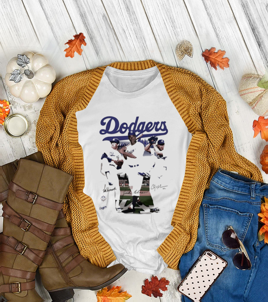 Los Angeles Dodgers Mookie Betts Steve Sax Clayton Kershaw Signatures Vintage Style T-Shirt