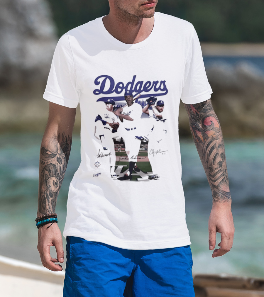 Los Angeles Dodgers Mookie Betts Steve Sax Clayton Kershaw Signatures Vintage Style T-Shirt