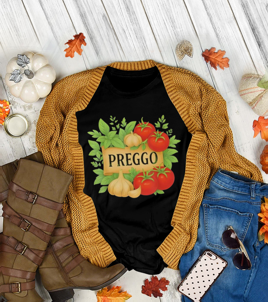 Prego Sauce Inspired Preggo Cute Pregnancy Announcement Costume T-Shirt