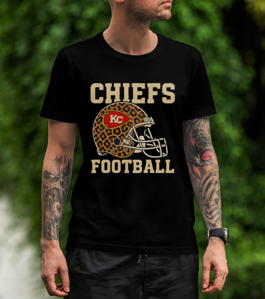 Retro KC Chiefs Leopard Helmet Football Vintage Style T-Shirt