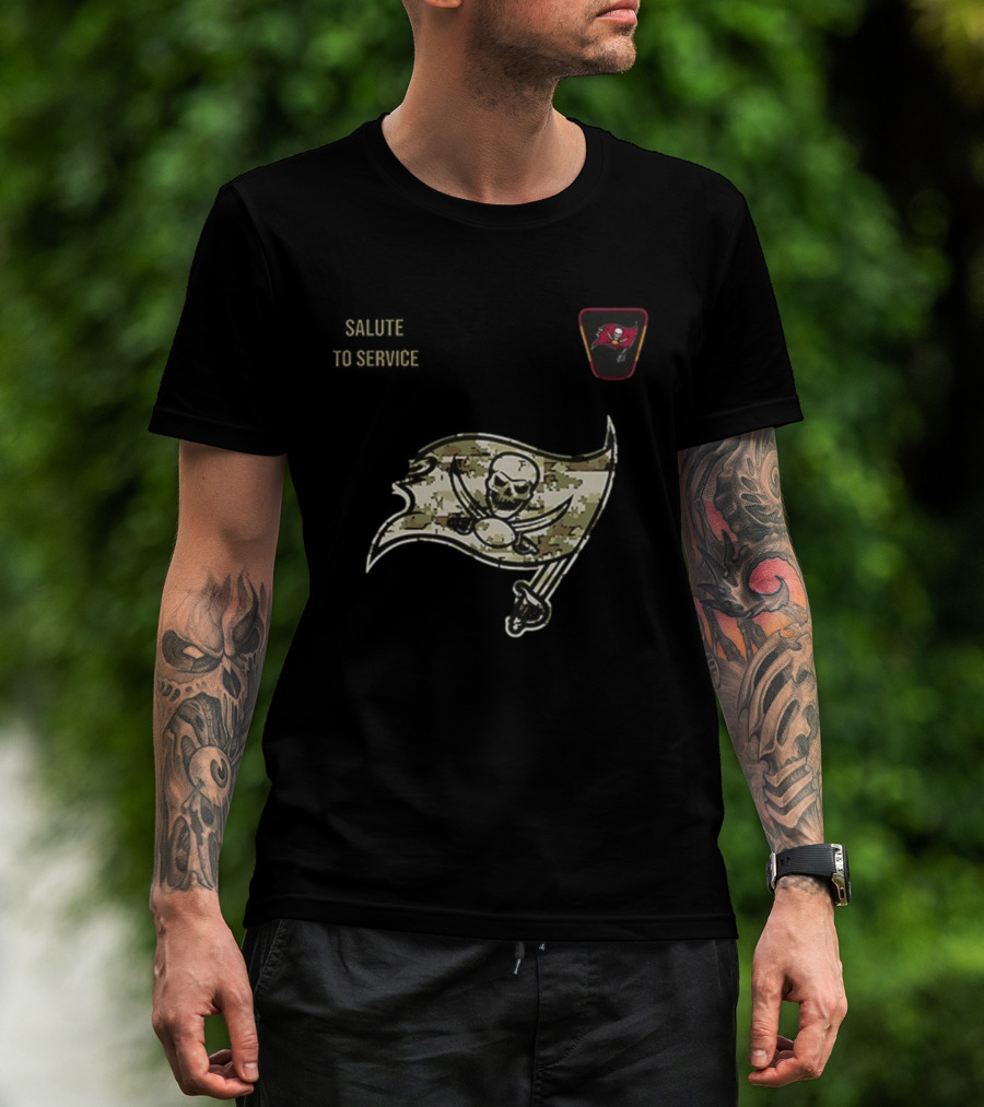 Tampa Bay Buccaneers Salute To Service 2025 Camouflage Flag T-Shirt