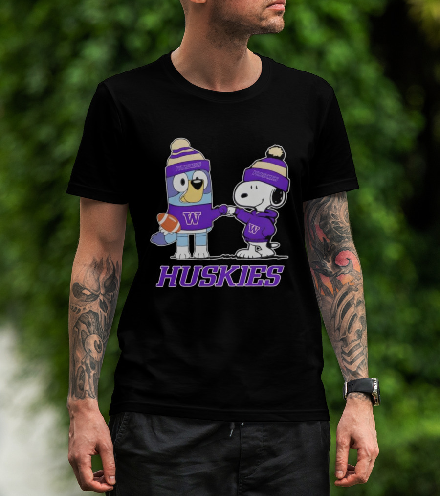 Snoopy Bluey Huskies Football W Washington Team T-Shirt