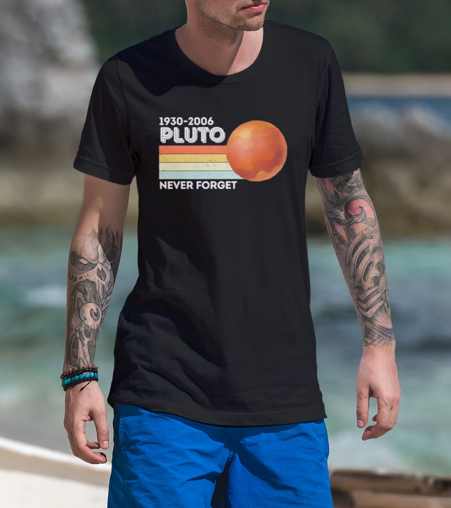 Pluto Never Forget 1930 2006 Vintage Retro Planet Tribute T-Shirt