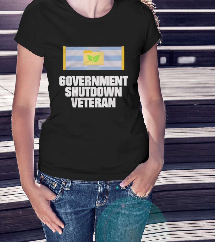 Government Shutdown Veteran Green Leaves Folder Icon Stripes T-Shirt