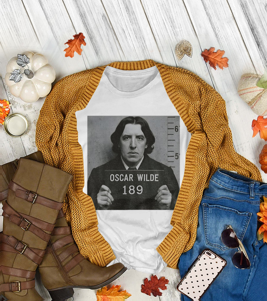 Oscar Wilde shot 189 Funny Literary Meme T-Shirt