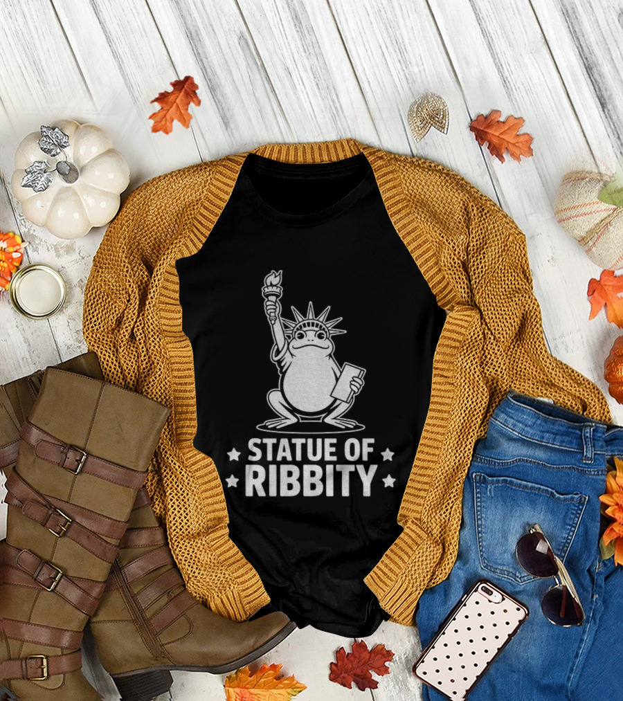 Portland Frog Statue of Liberty Ribbity Political Humor T-Shirt