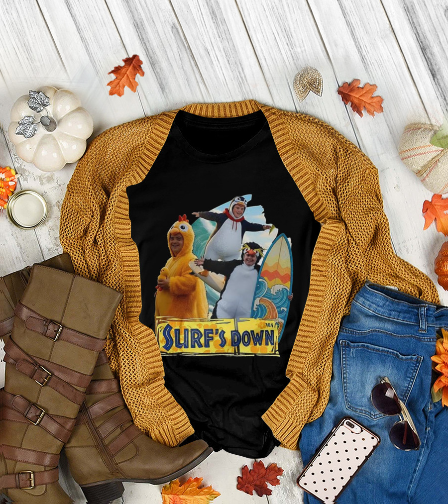 Penguins Surf's Down Wave Costume Fun T-Shirt