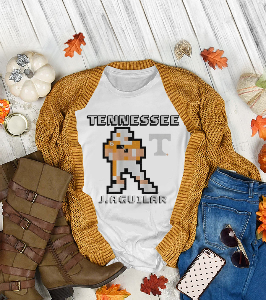 Tennessee Volunteers J. Aguilar Retro 8Bit Football 2025 T-Shirt