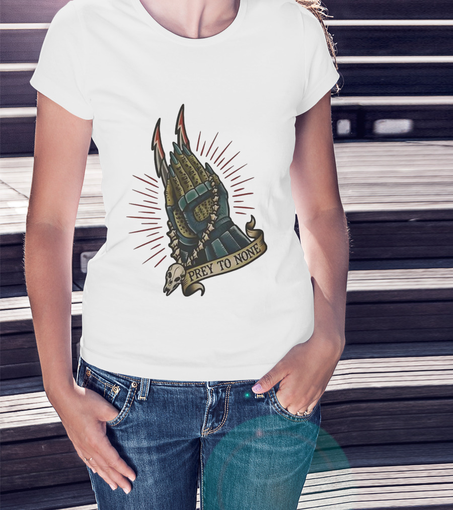 Prey To None Alien Claw With Skull And Star Chain T-Shirt