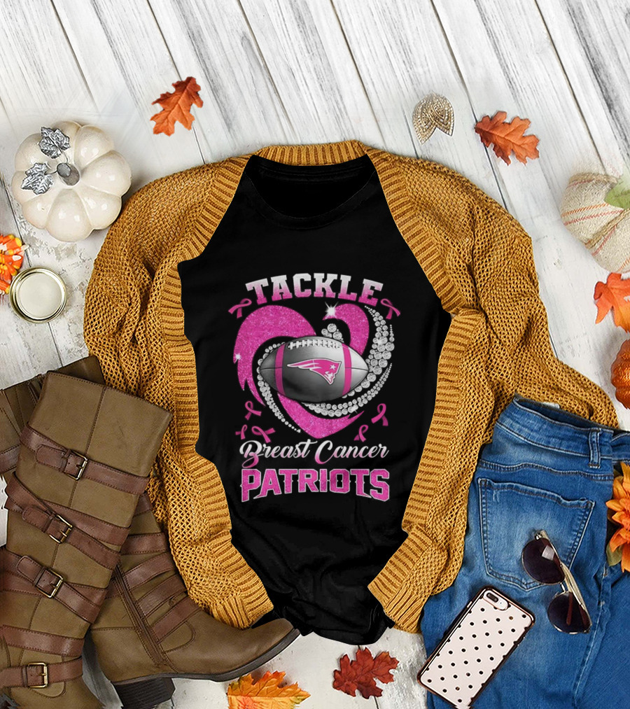 Tackle Breast Cancer New England Patriots Pink Ribbon Heart Football T-Shirt