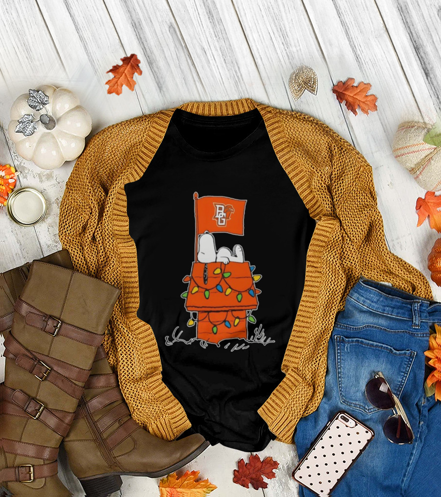 Bowling Green Falcons Snoopy Doghouse Christmas Lights T-Shirt