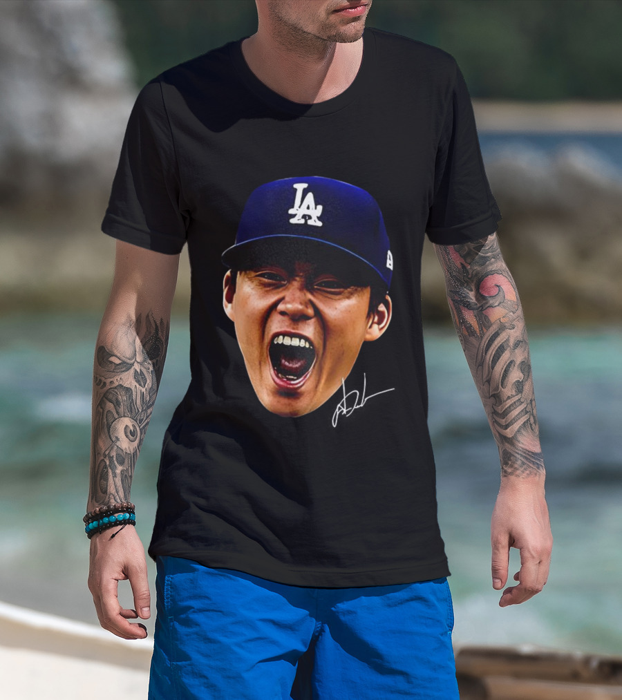 Yoshinobu Yamamoto LA Cap Big Head World Series Champions 2025 Signature T-Shirt