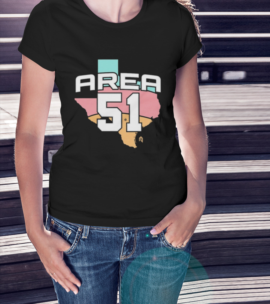 San Antonio Spurs Area 51 Texas Basketball Theme T-Shirt