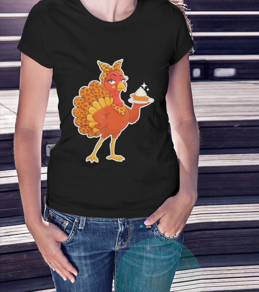 Leopard Print Turkey With Pumpkin Pie Thanksgiving T-Shirt