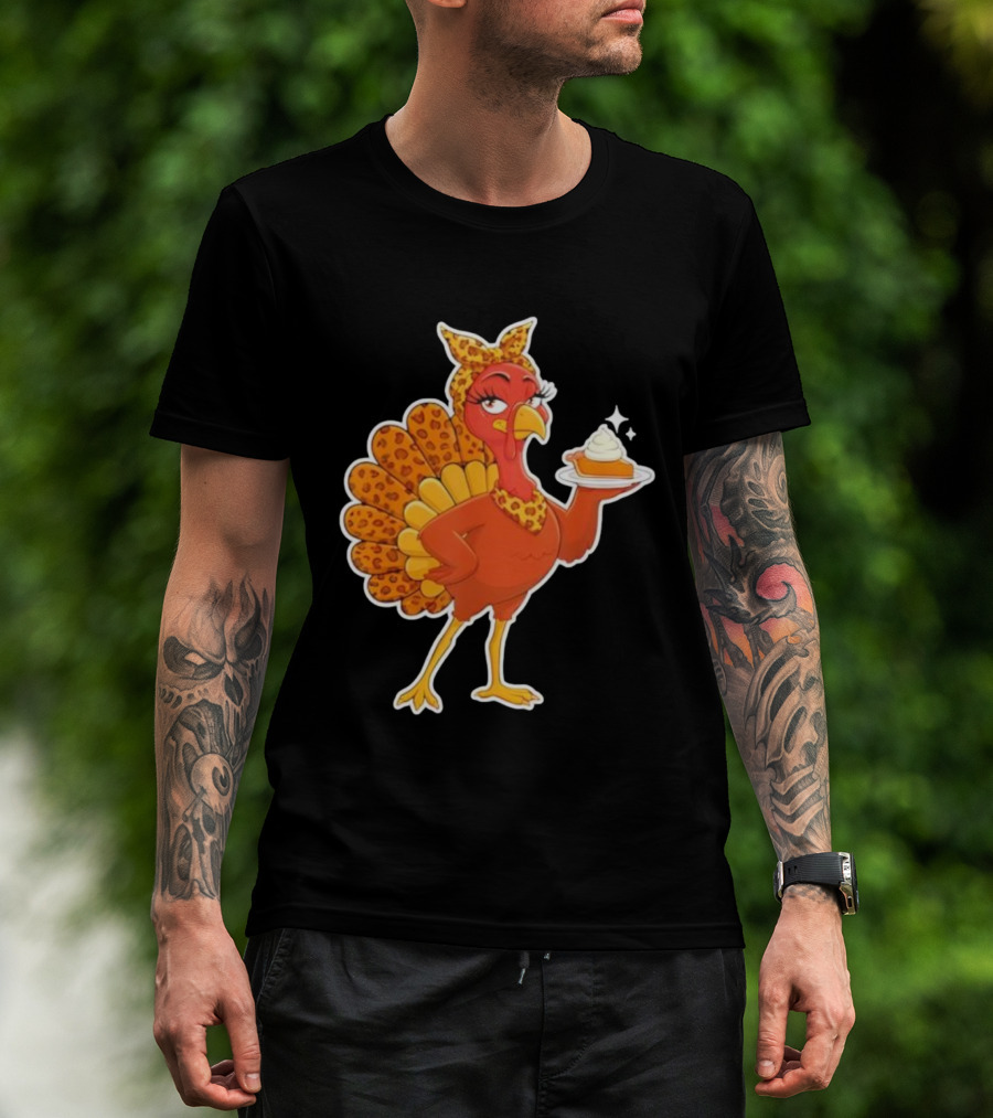 Leopard Print Turkey With Pumpkin Pie Thanksgiving T-Shirt