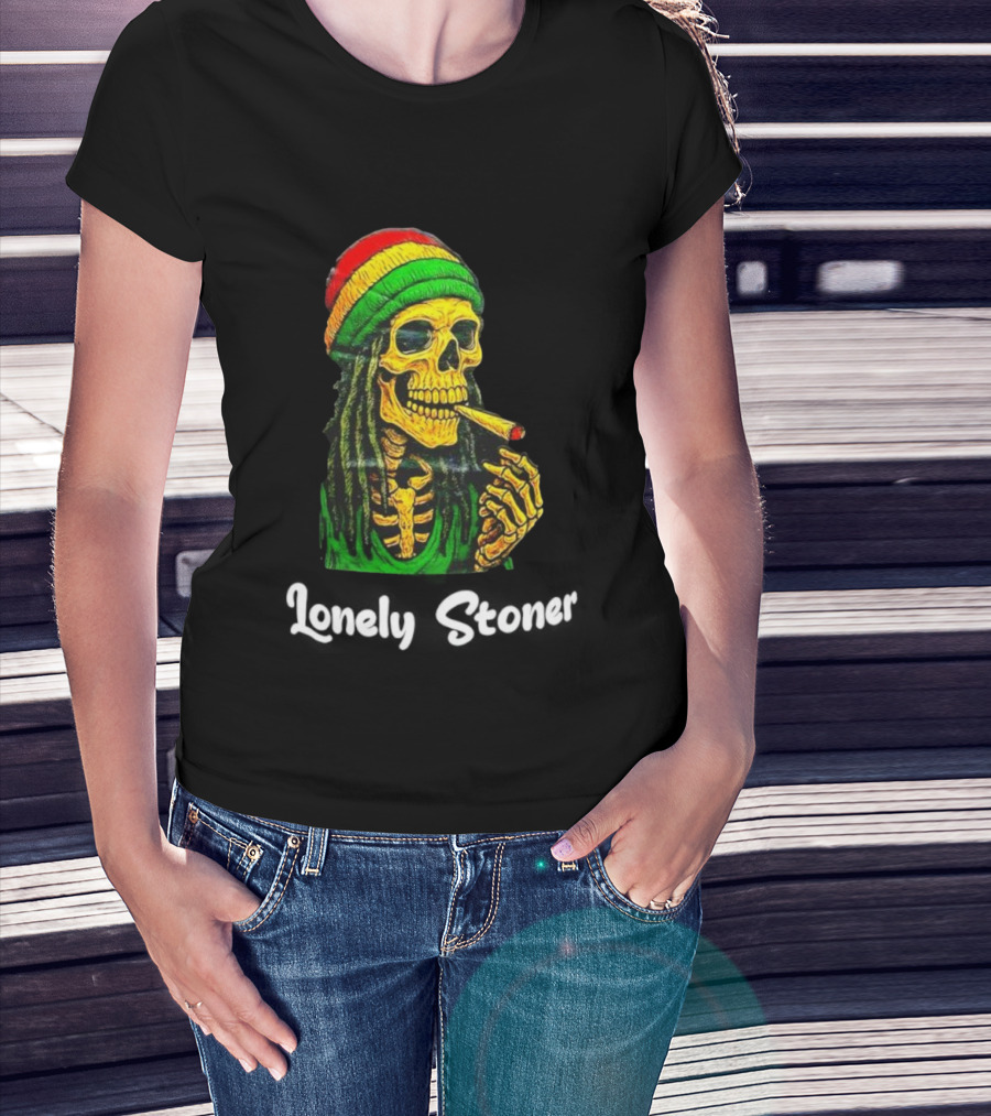 Lonely Stoner Dreadlocked Skull Smoking Rasta Colors T-Shirt