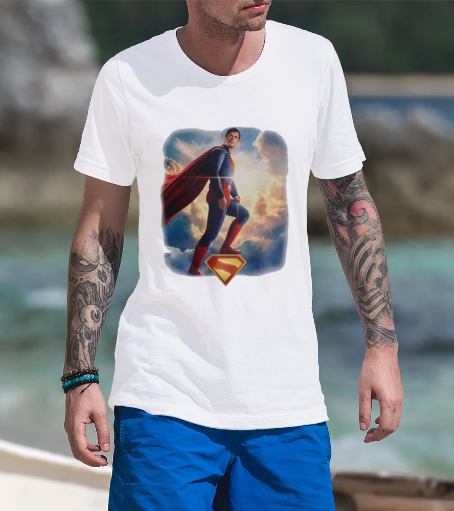Superman 2025 Faded Standing Iconic Cape And Emblem T-Shirt