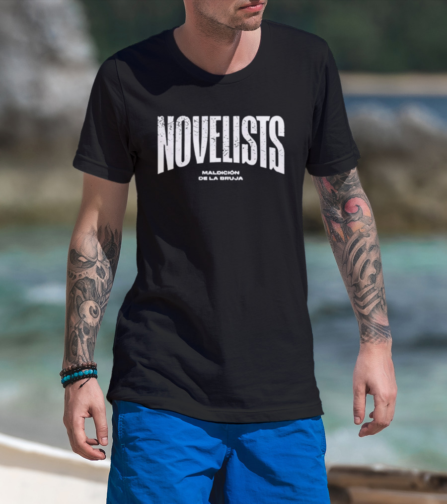 Novelists Maldición De La Bruja T-Shirt