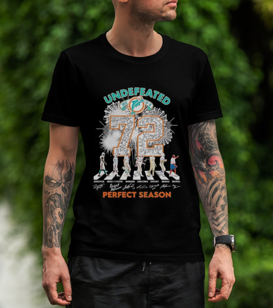 Undefeated 1972 Miami Dolphins Perfect Season Abbey Road 72 Signatures T-Shirt