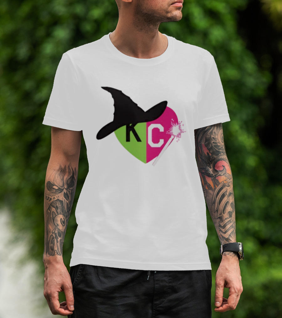 Wicked KC Heart Witch Hat Wand Pink Green Halloween T-Shirt