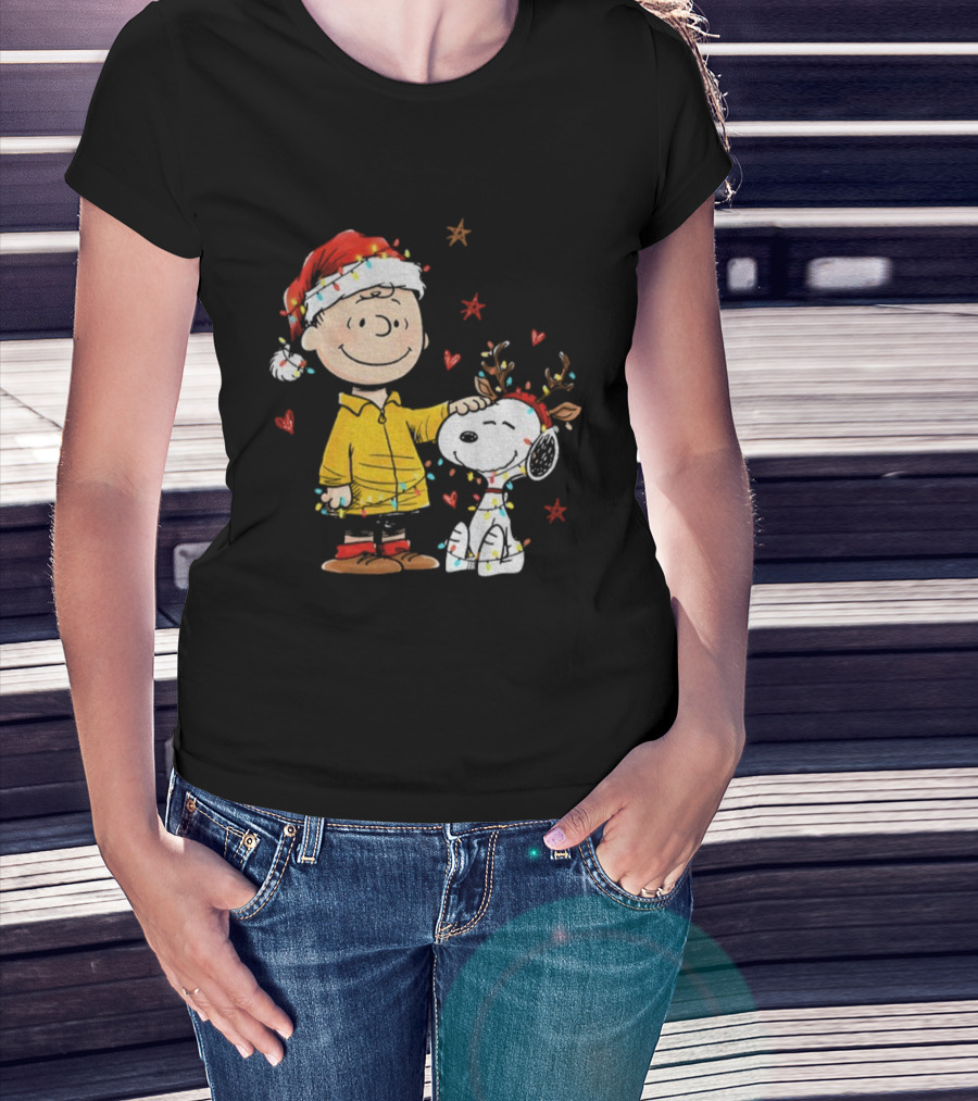 Charlie Brown Snoopy Santa Hat Merry Christmas Reindeer Holiday Lights T-Shirt